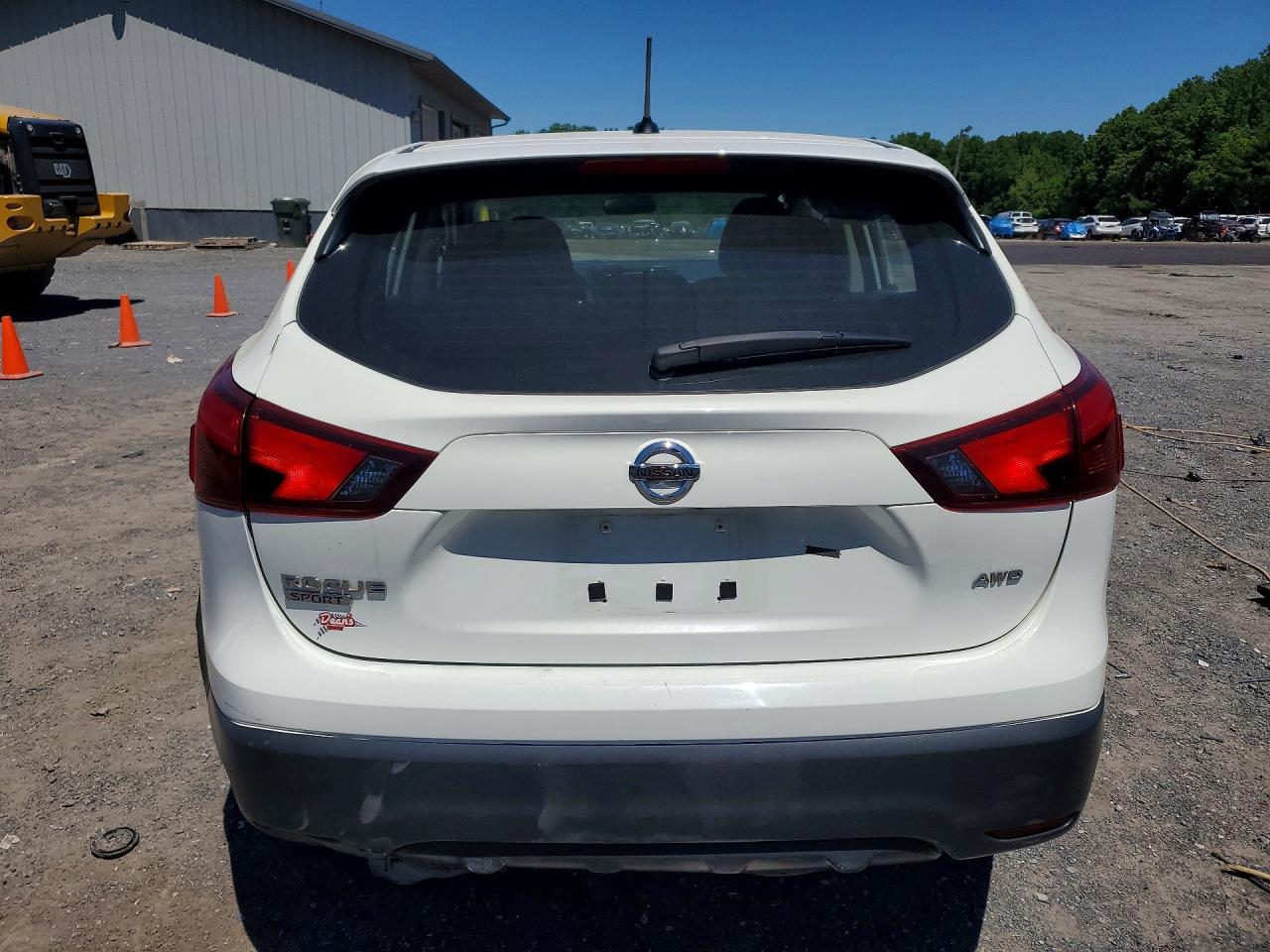 2019 NISSAN ROGUE SPORT S photo 11