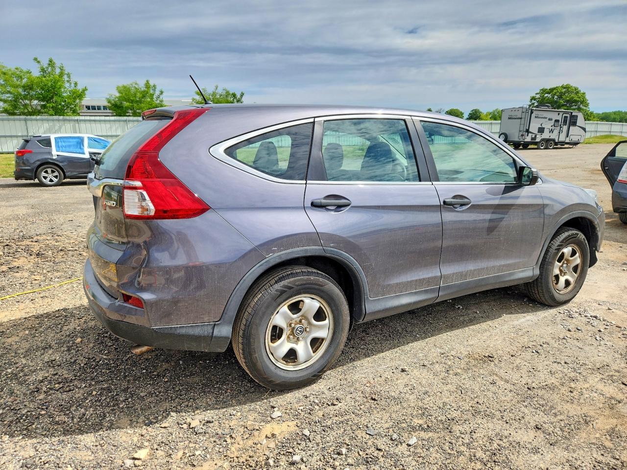 2016 HONDA CR-V LX photo 5