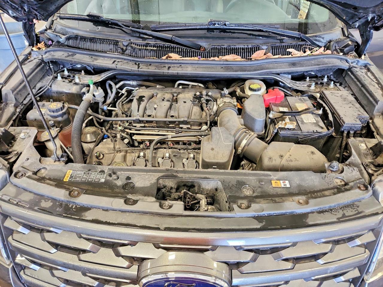 2018 FORD EXPLORER XLT photo 31