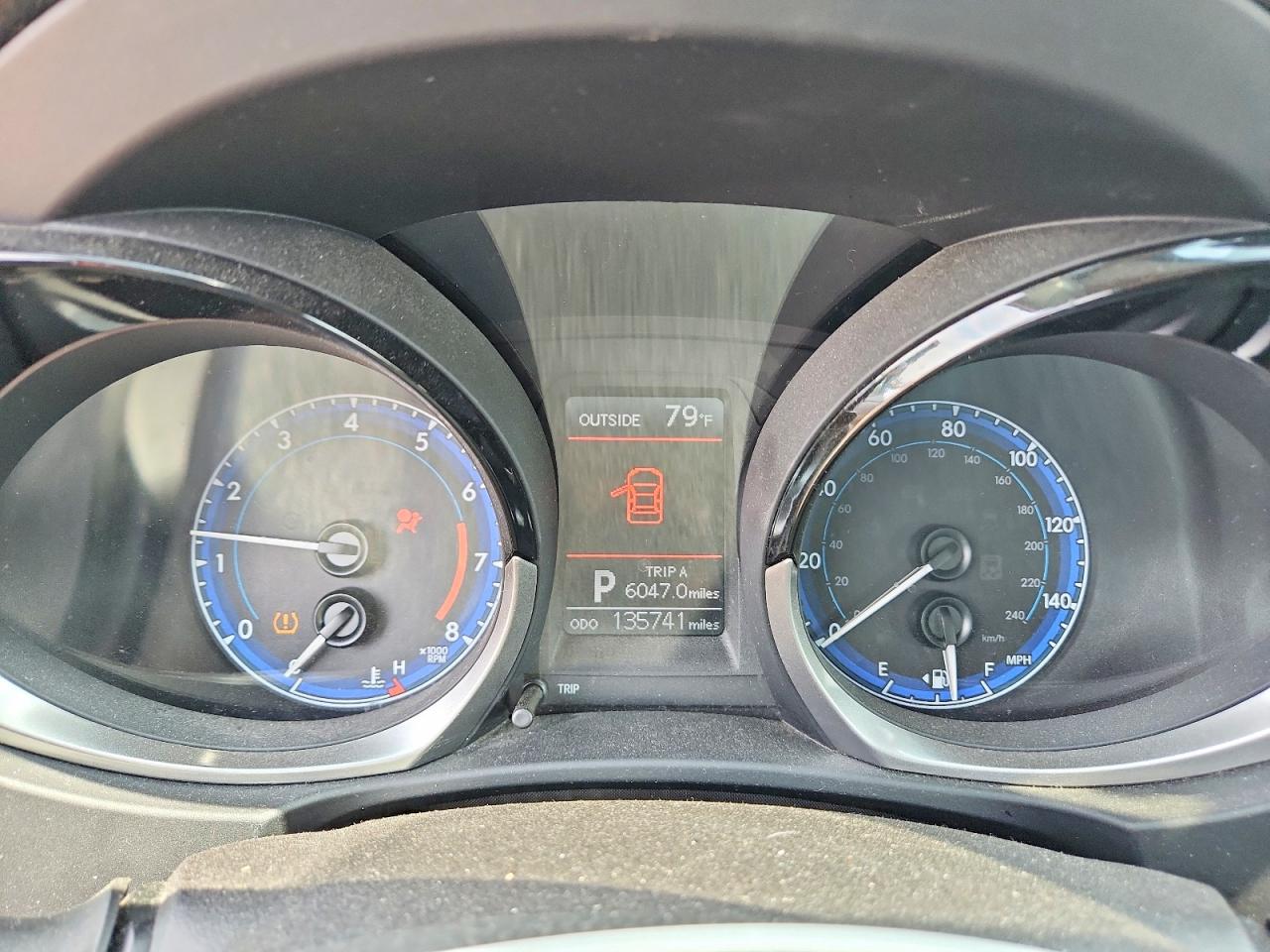 2016 TOYOTA COROLLA S PLUS photo 17