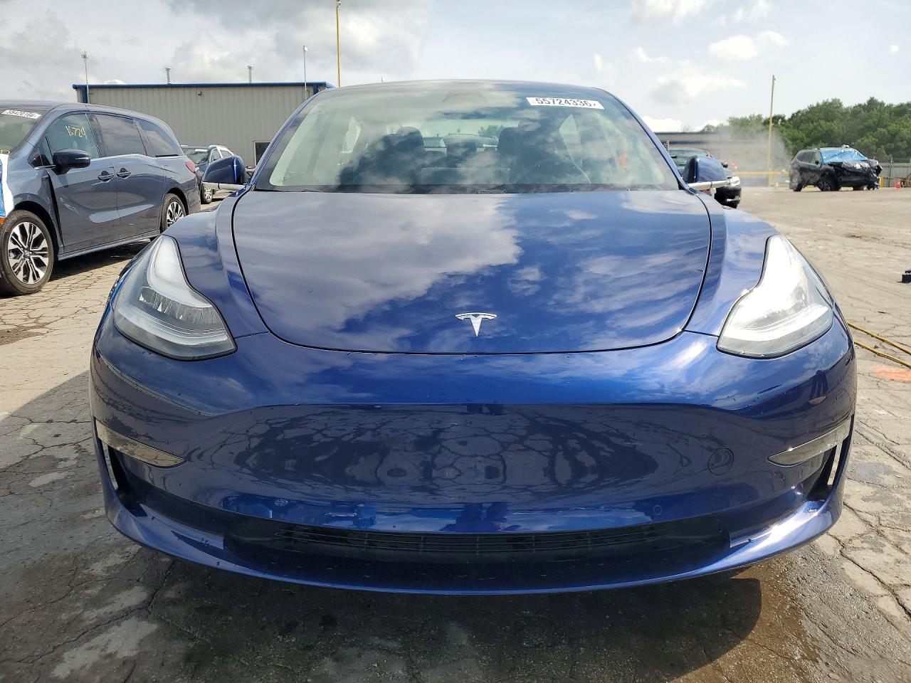 2018 TESLA MODEL 3 photo 5