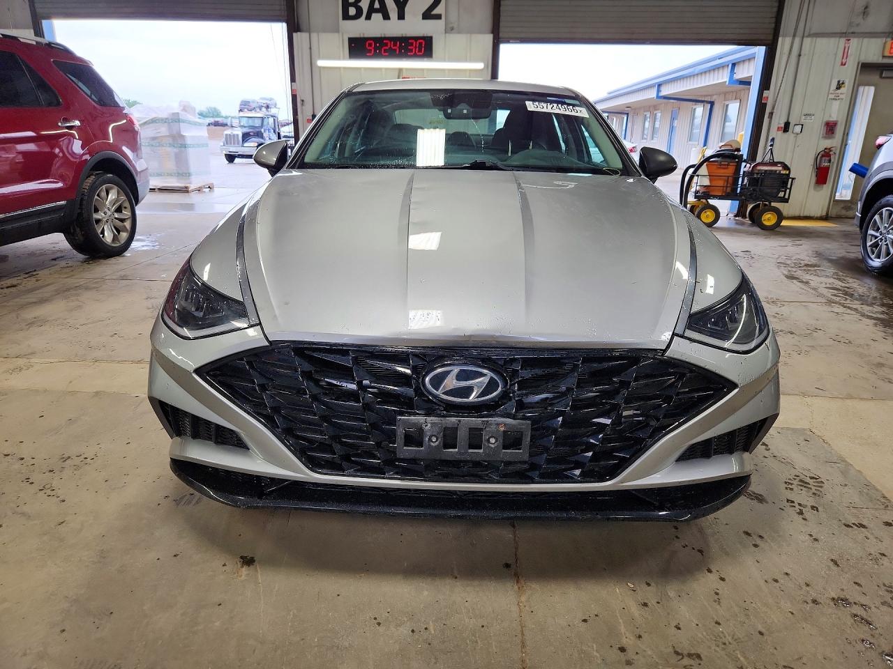 2020 HYUNDAI SONATA SEL photo 13