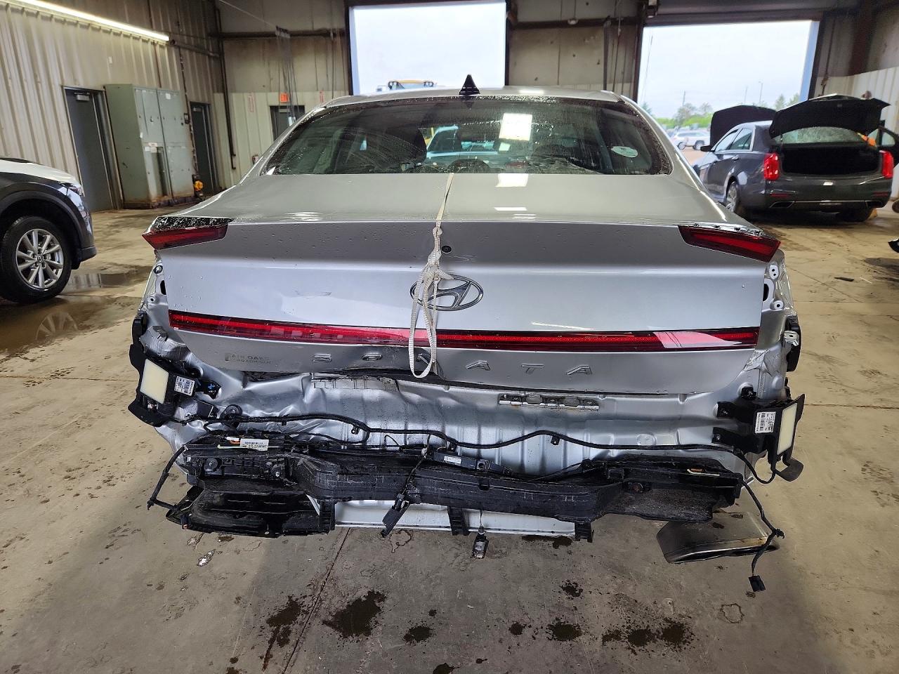 2020 HYUNDAI SONATA SEL photo 16