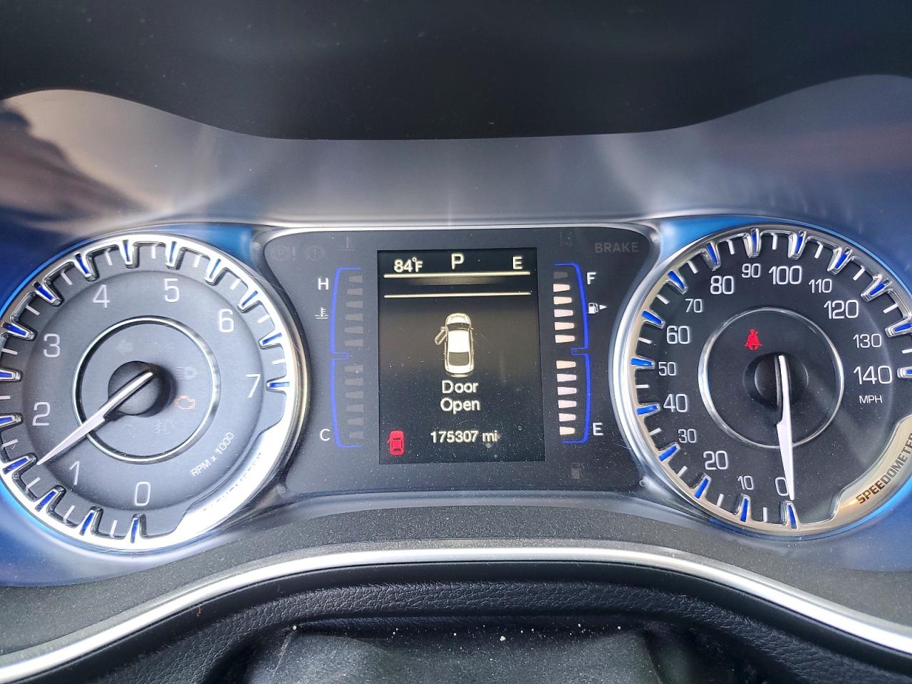 2015 CHRYSLER 200 LIMITED photo 17