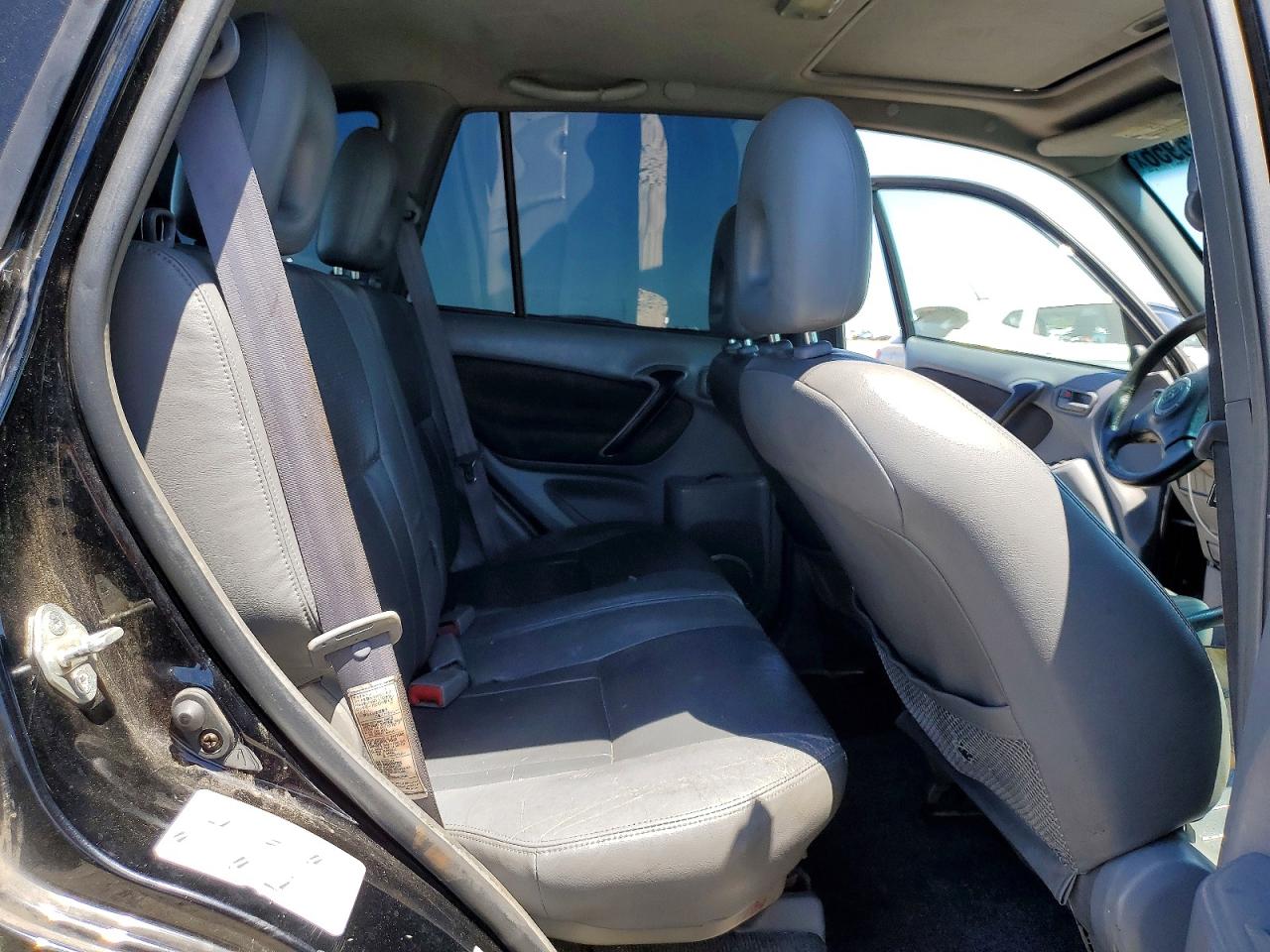 2003 TOYOTA RAV4 BASE photo 31