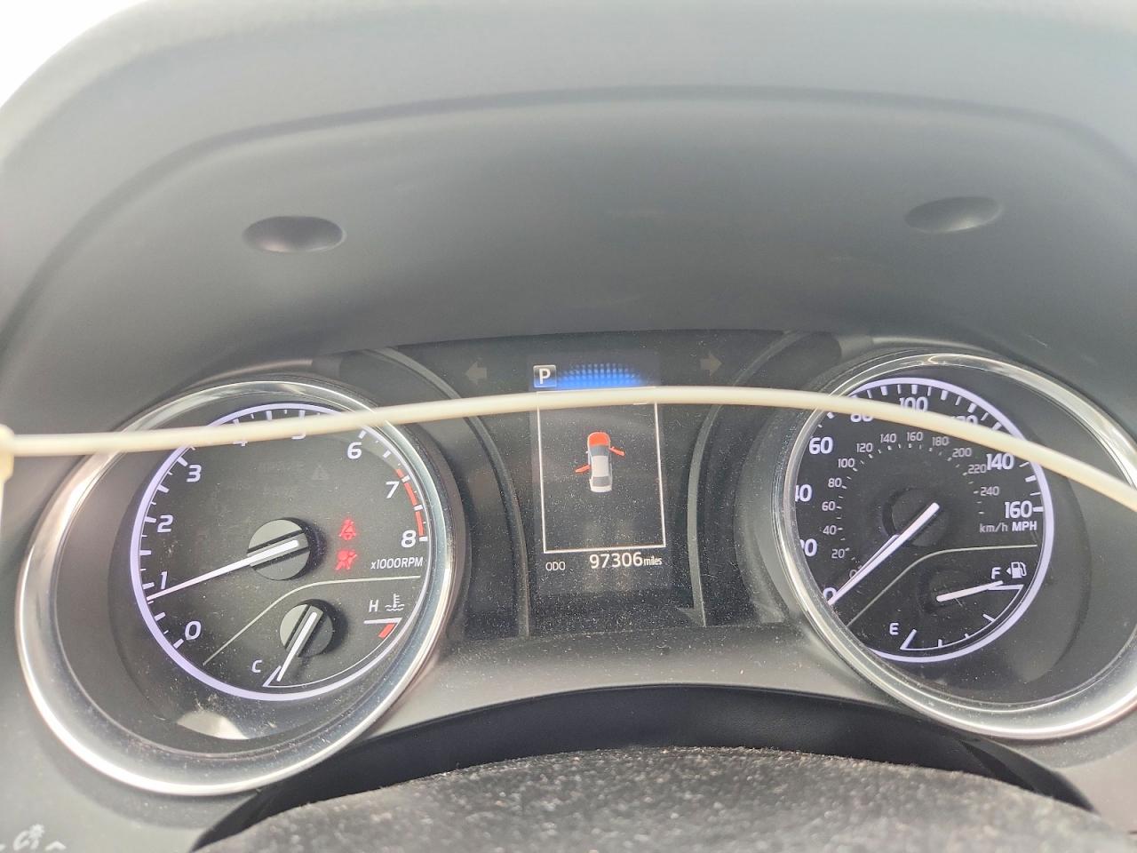 2019 TOYOTA CAMRY LE photo 9