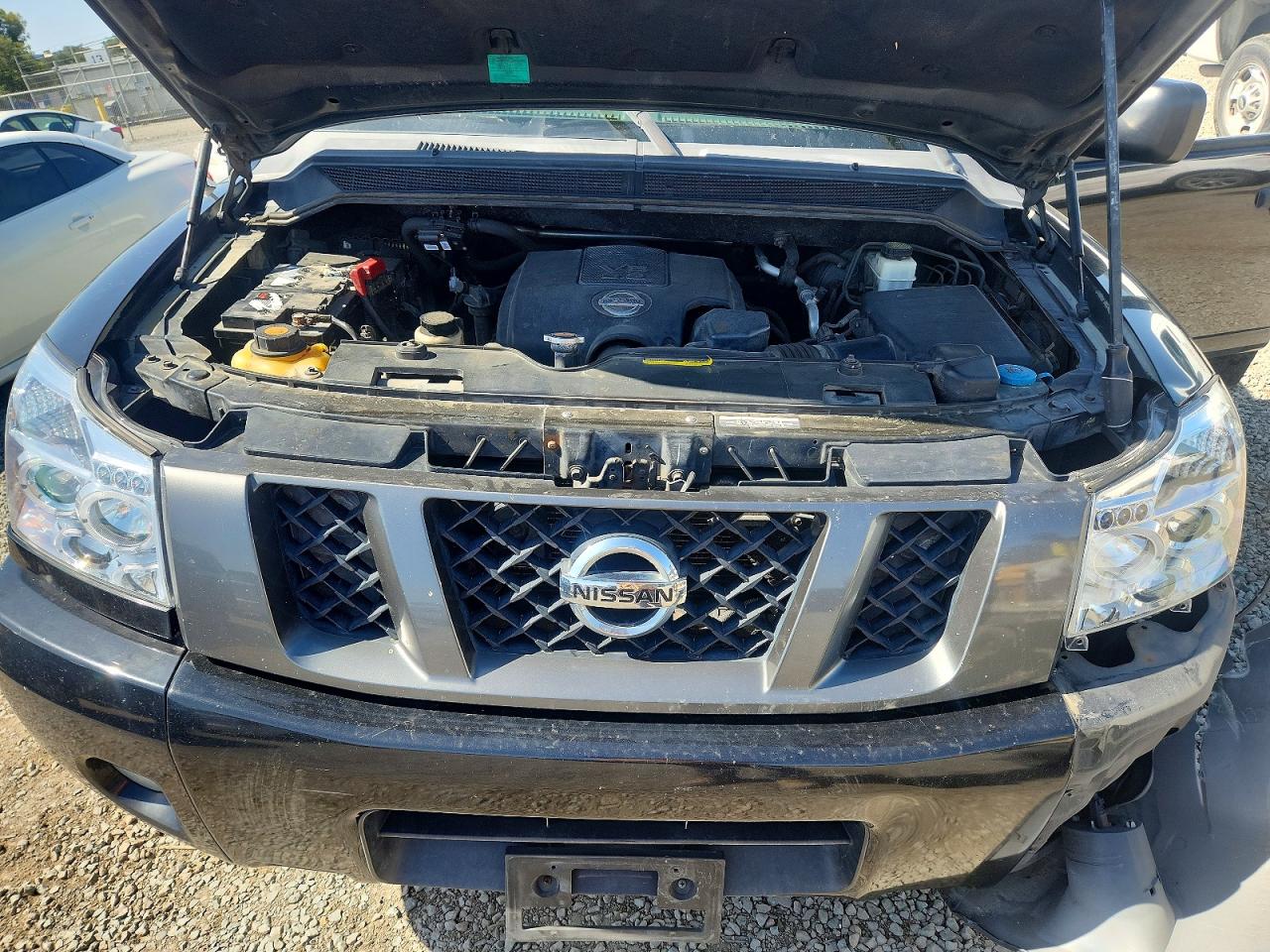2012 NISSAN TITAN S photo 31