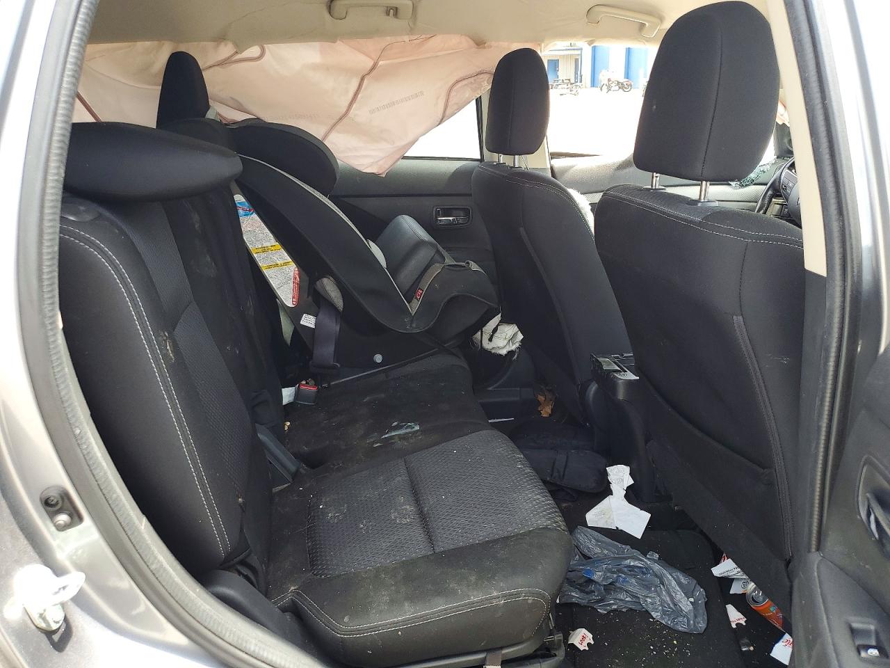 2016 MITSUBISHI OUTLANDER ES photo 31