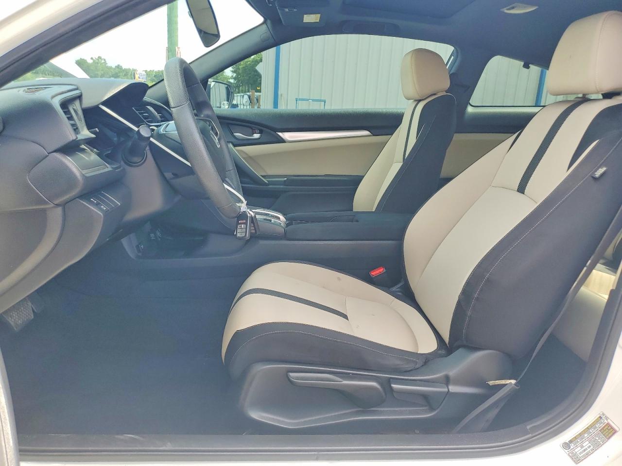 2017 HONDA CIVIC LX photo 13