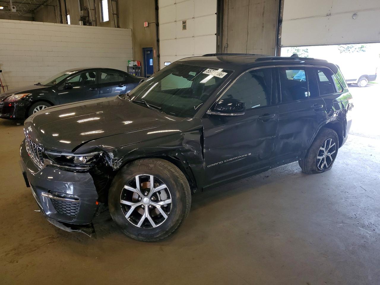 2024 JEEP GRAND CHEROKEE