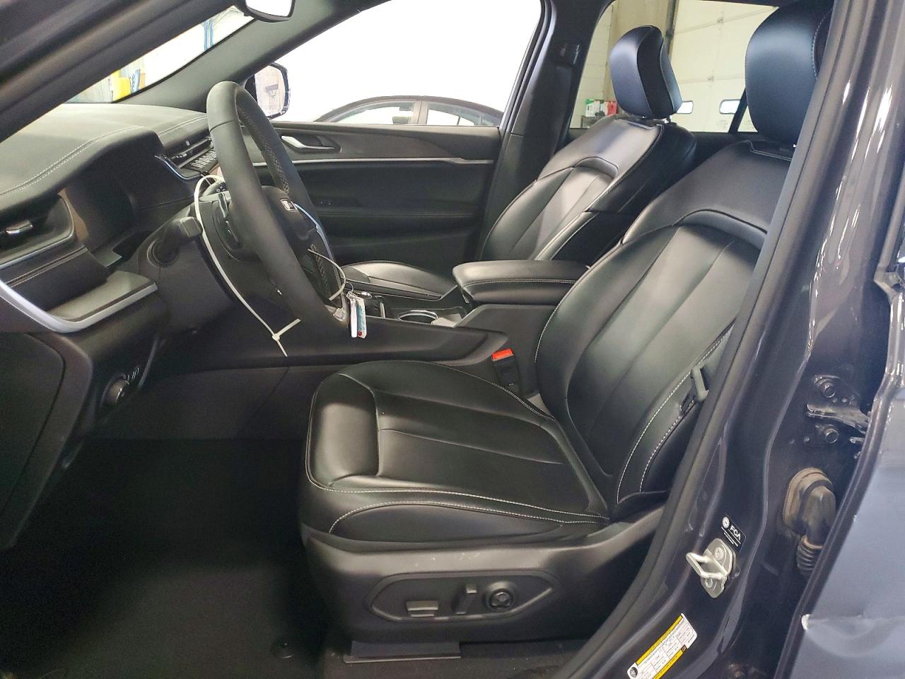 2024 JEEP GRAND CHEROKEE LIMITED photo 19