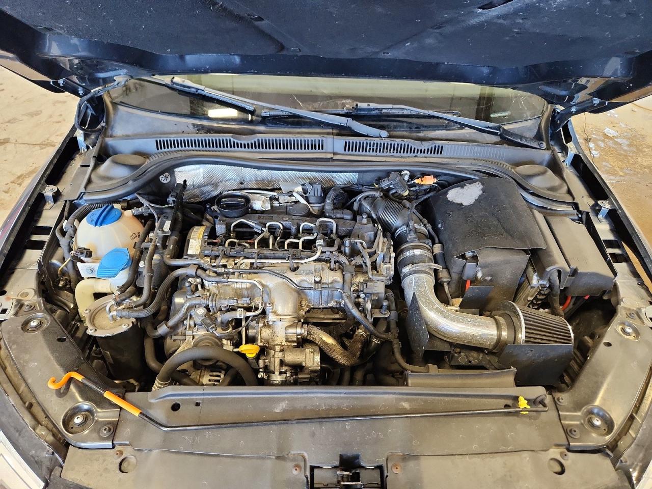 2014 VOLKSWAGEN JETTA TDI photo 21
