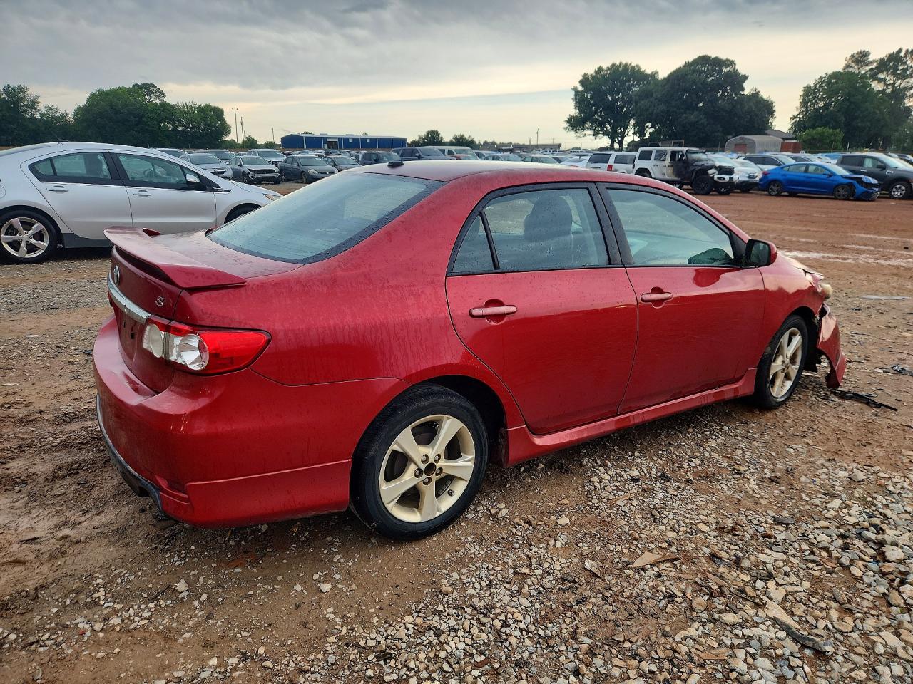 2011 TOYOTA COROLLA S photo 5