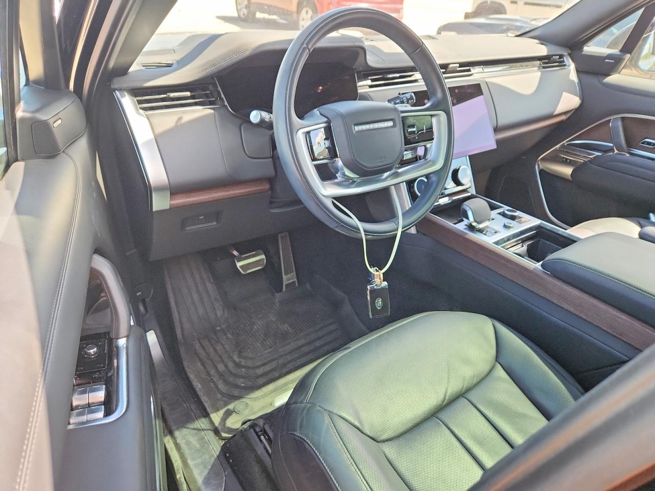 2023 LAND ROVER RANGE ROVER SE photo 15