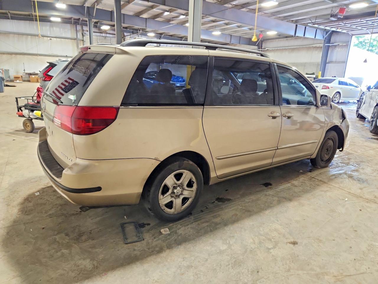 2004 TOYOTA SIENNA CE 7 PASSENGER photo 7