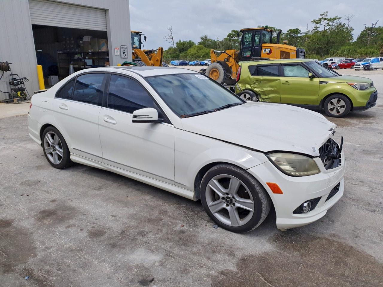 2010 MERCEDES-BENZ C 300 photo 7