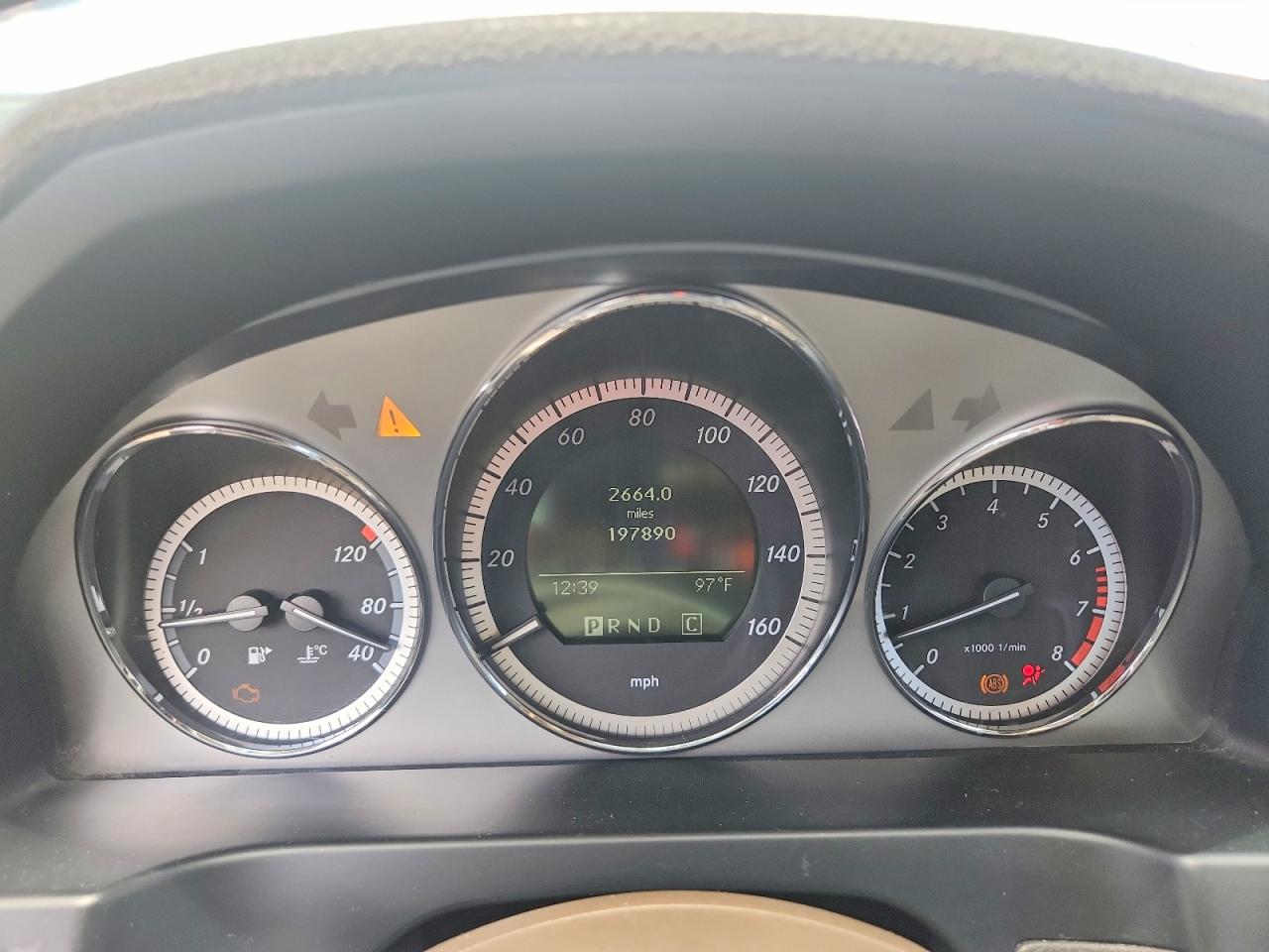 2010 MERCEDES-BENZ C 300 photo 17