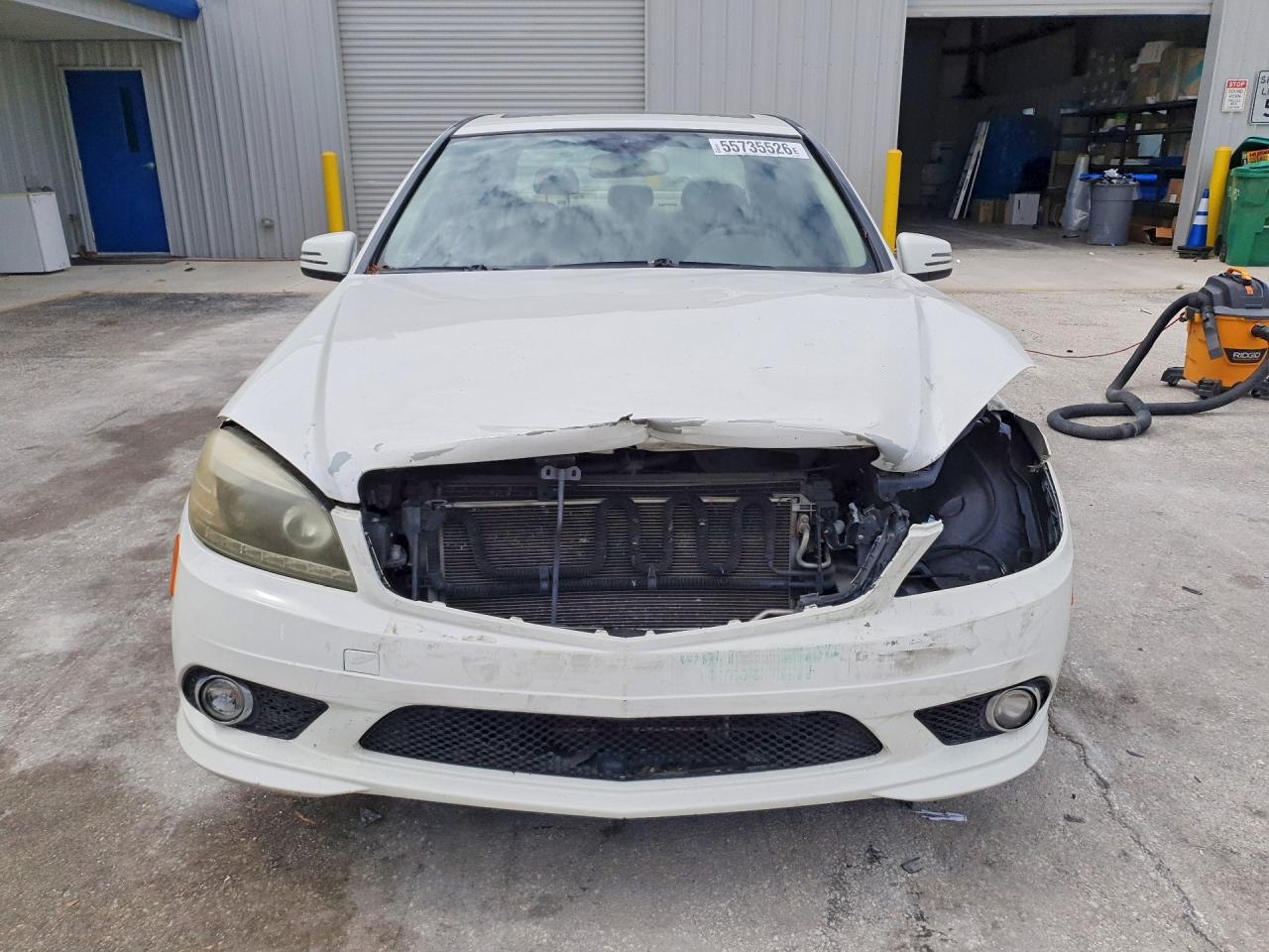2010 MERCEDES-BENZ C 300 photo 9