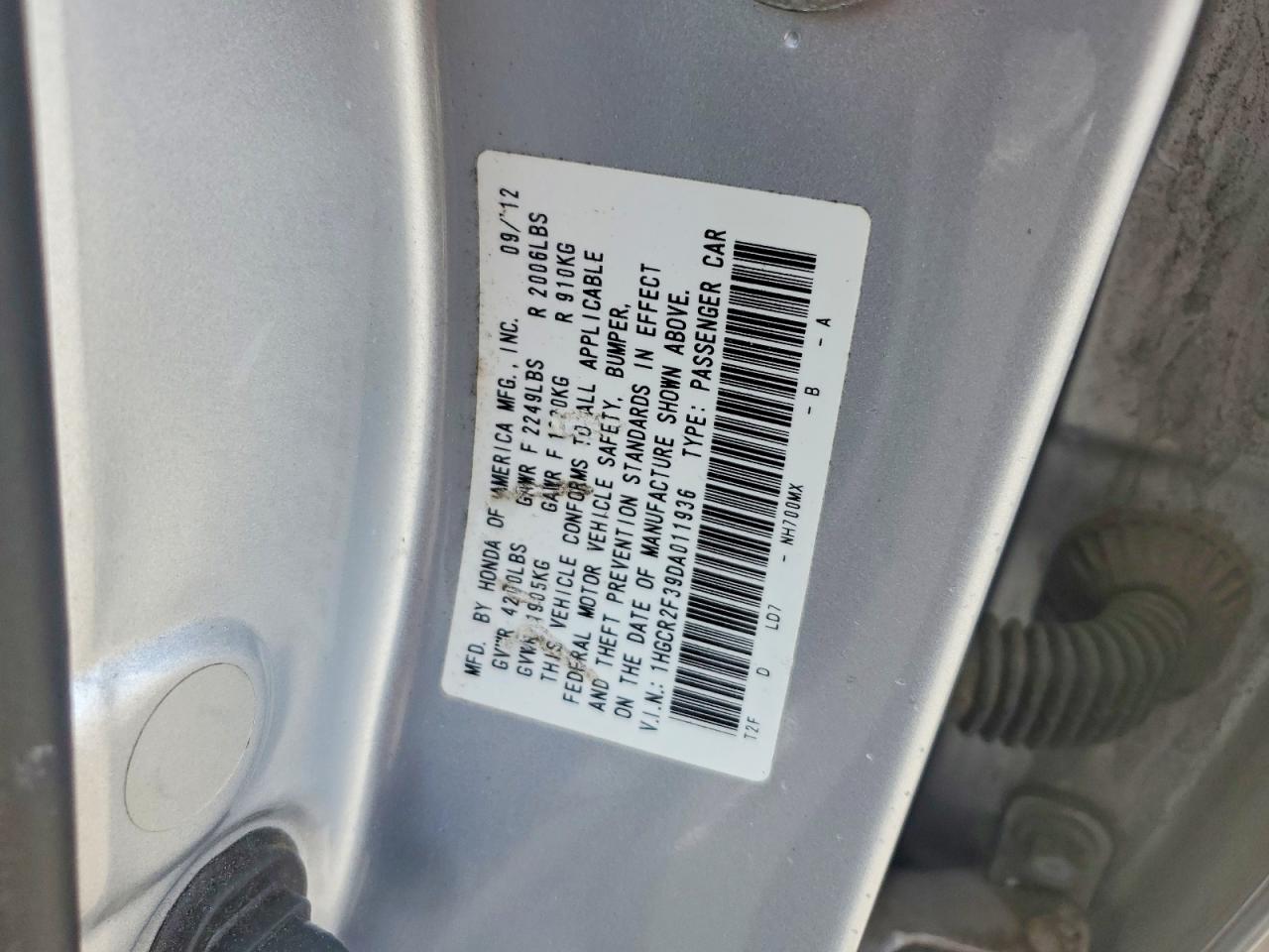 2013 HONDA ACCORD LX photo 34