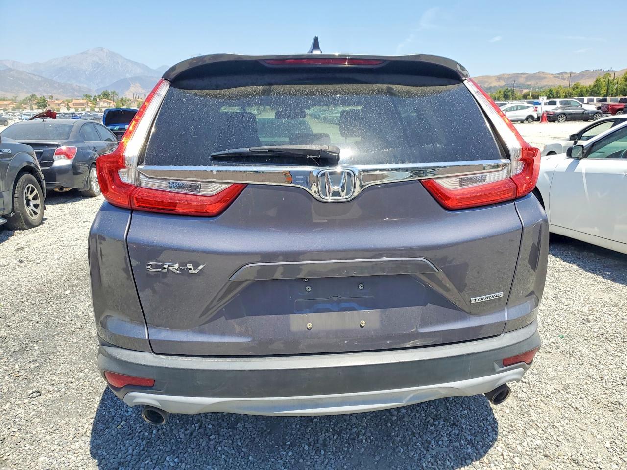 2017 HONDA CR-V TOURING photo 11
