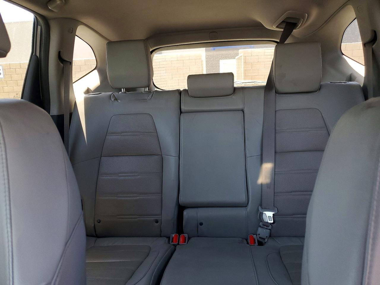 2017 HONDA CR-V TOURING photo 19