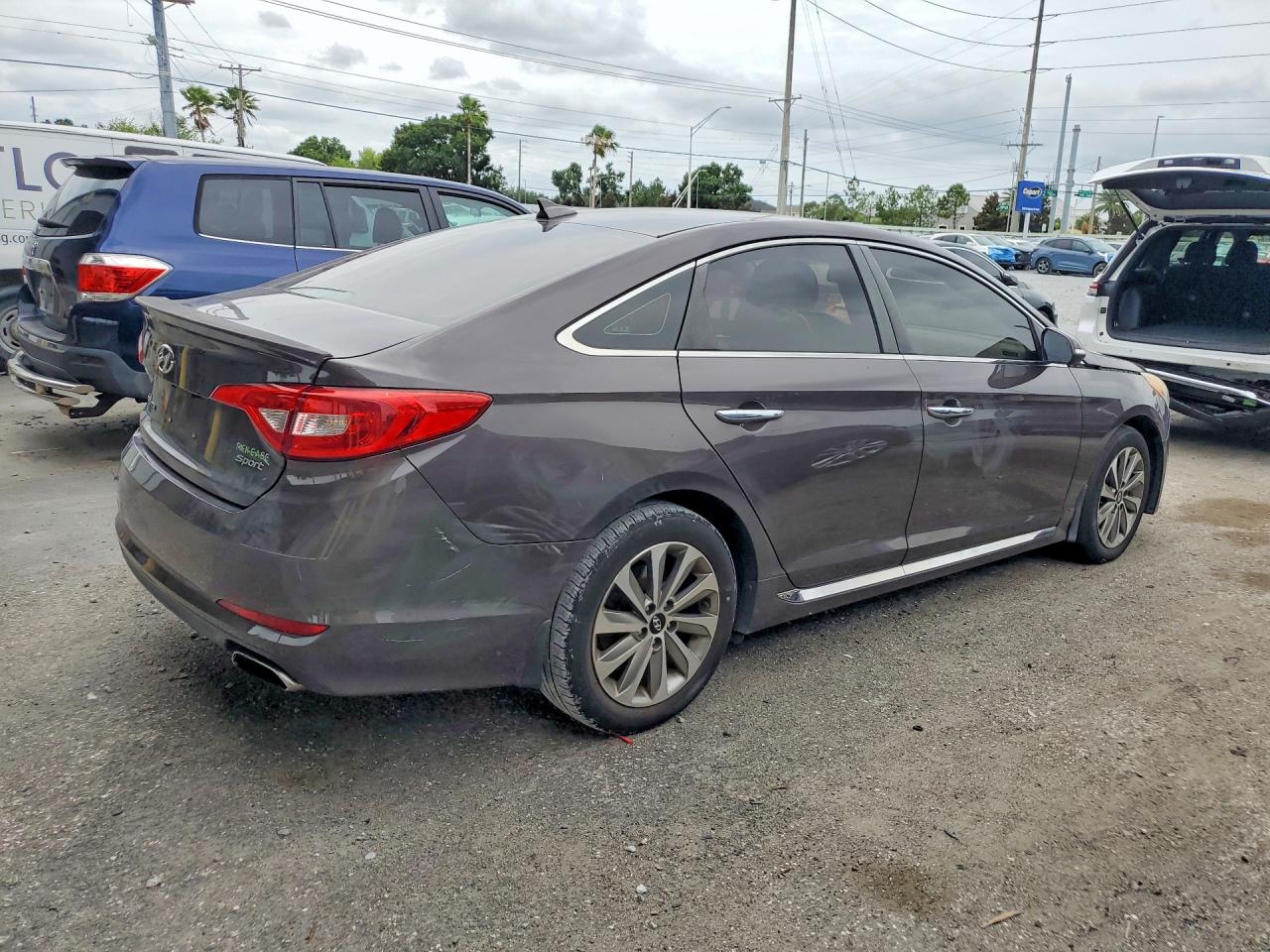 2015 HYUNDAI SONATA SPORT photo 7
