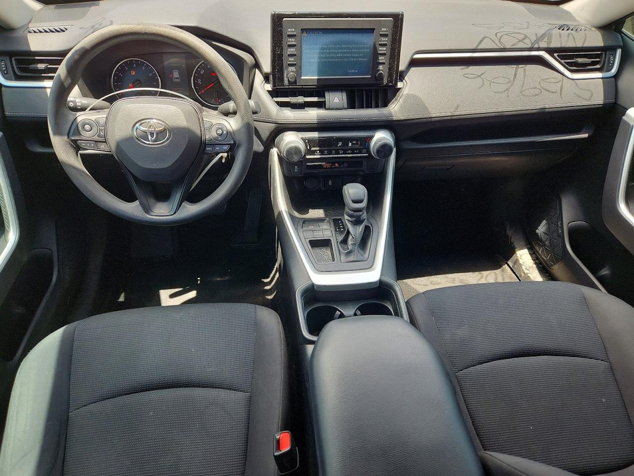 2019 TOYOTA RAV4 LE photo 15