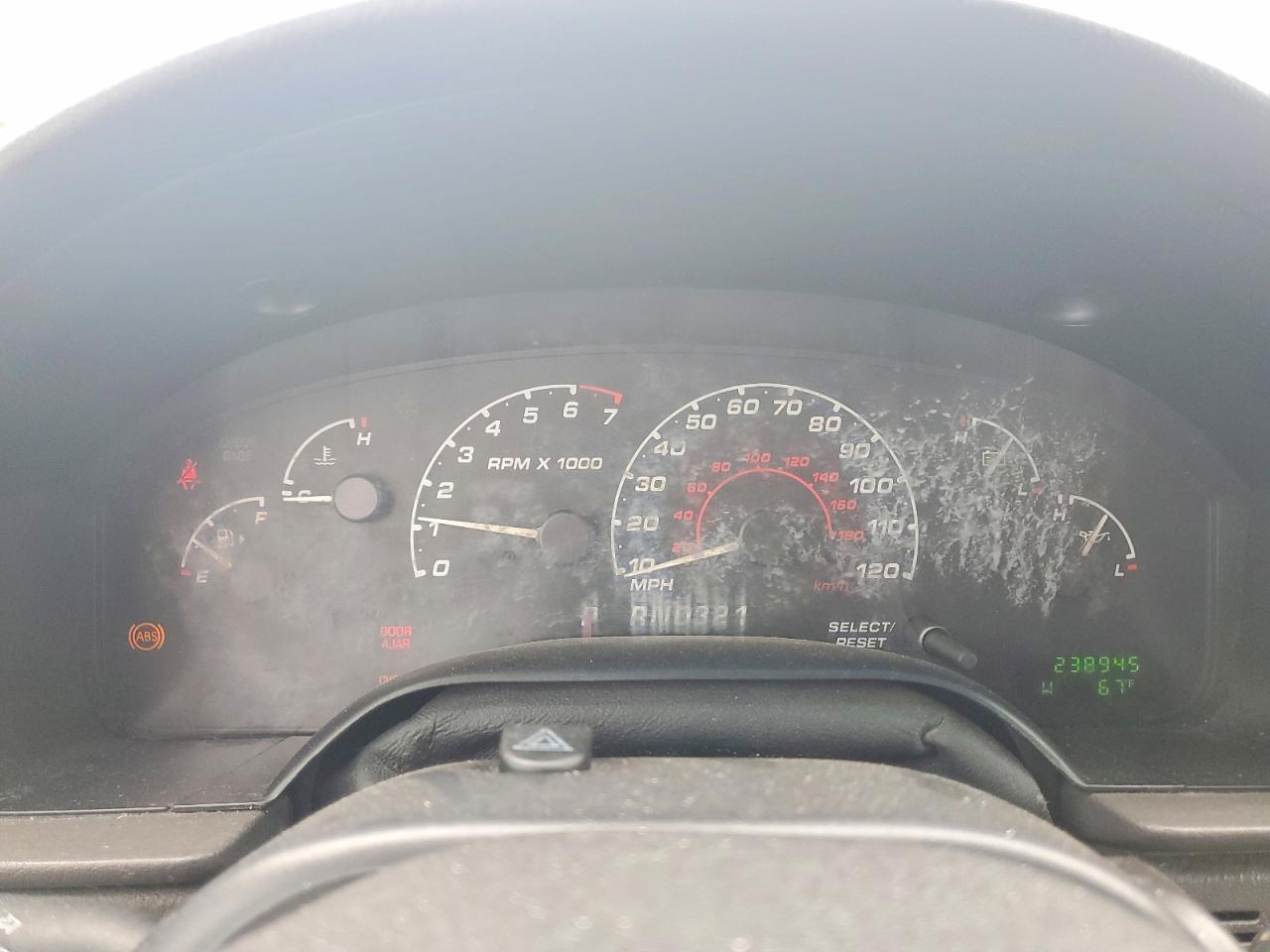 2002 FORD EXPLORER XLT photo 25