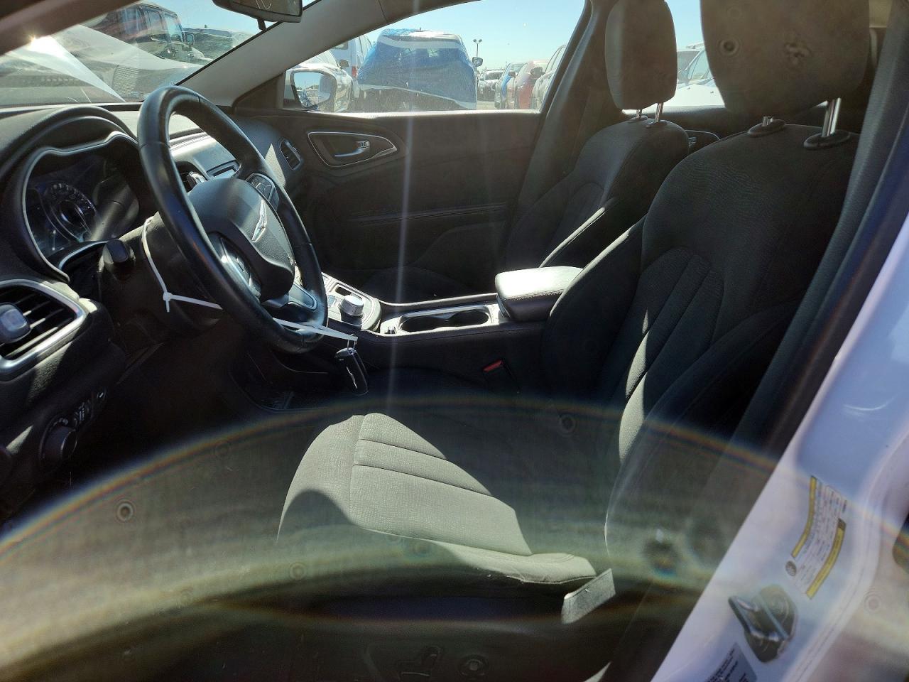2015 CHRYSLER 200 LIMITED photo 19