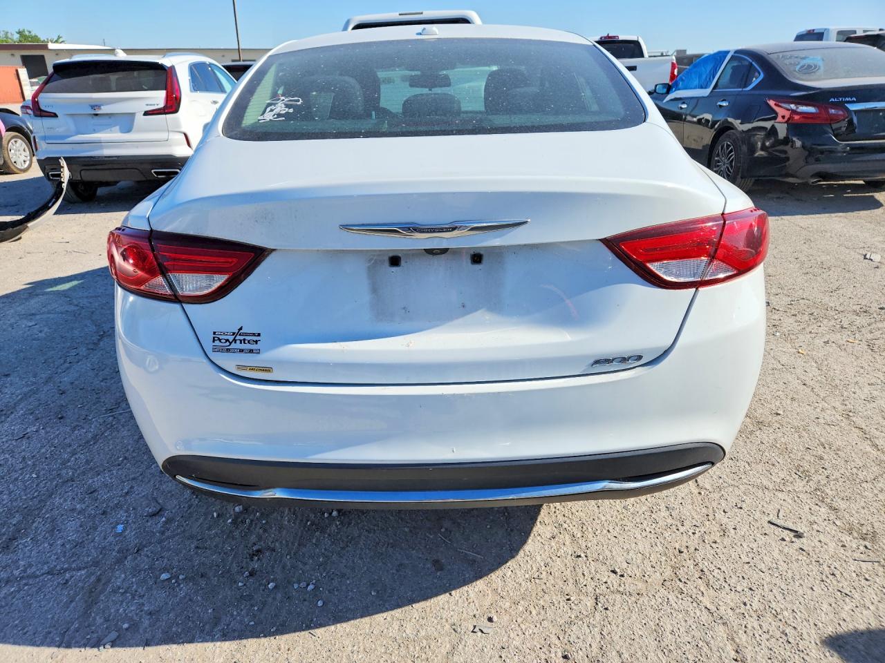 2015 CHRYSLER 200 LIMITED photo 16