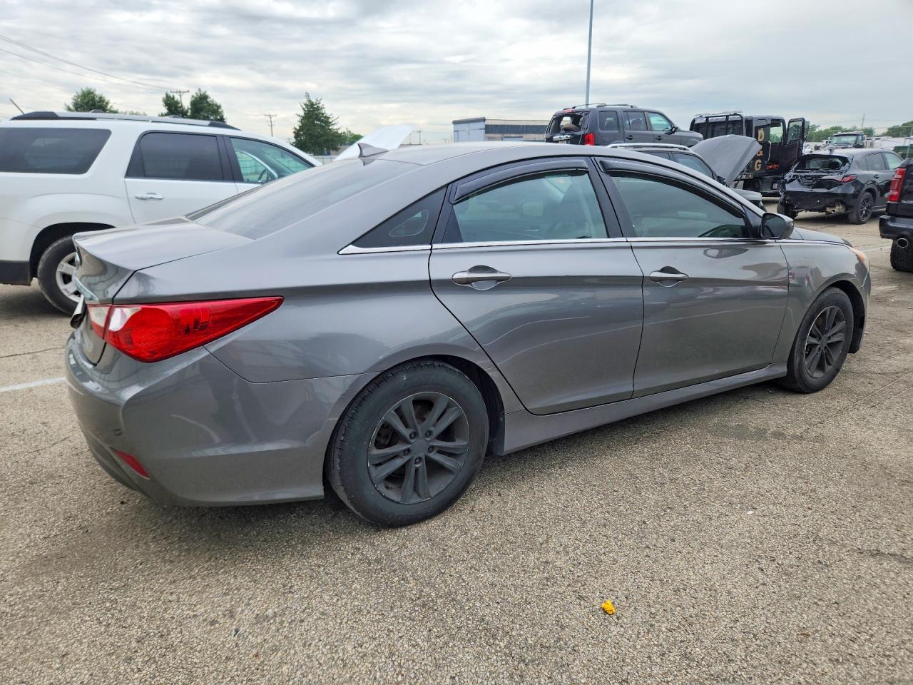 2014 HYUNDAI SONATA GLS photo 5