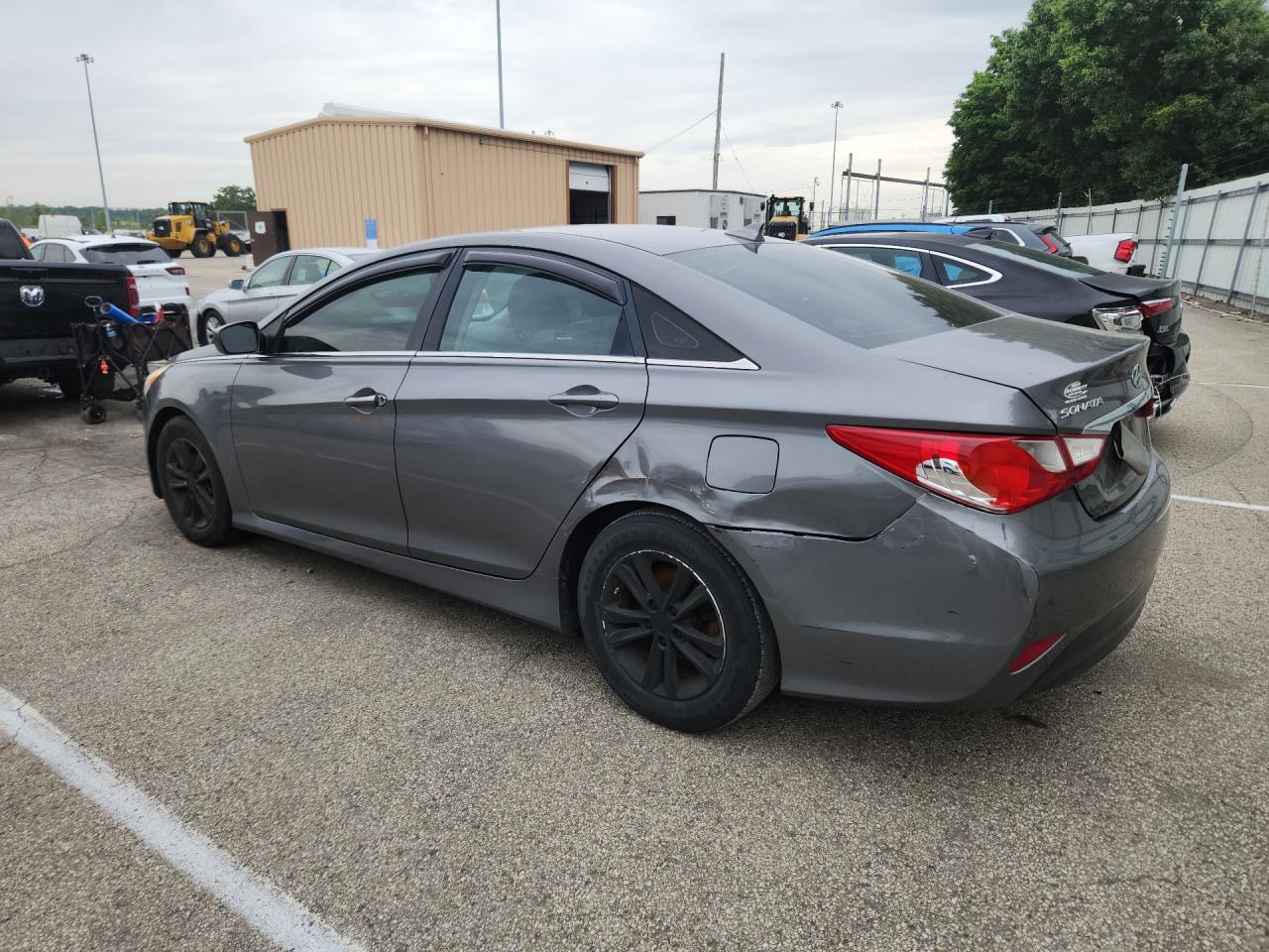 2014 HYUNDAI SONATA GLS photo 3