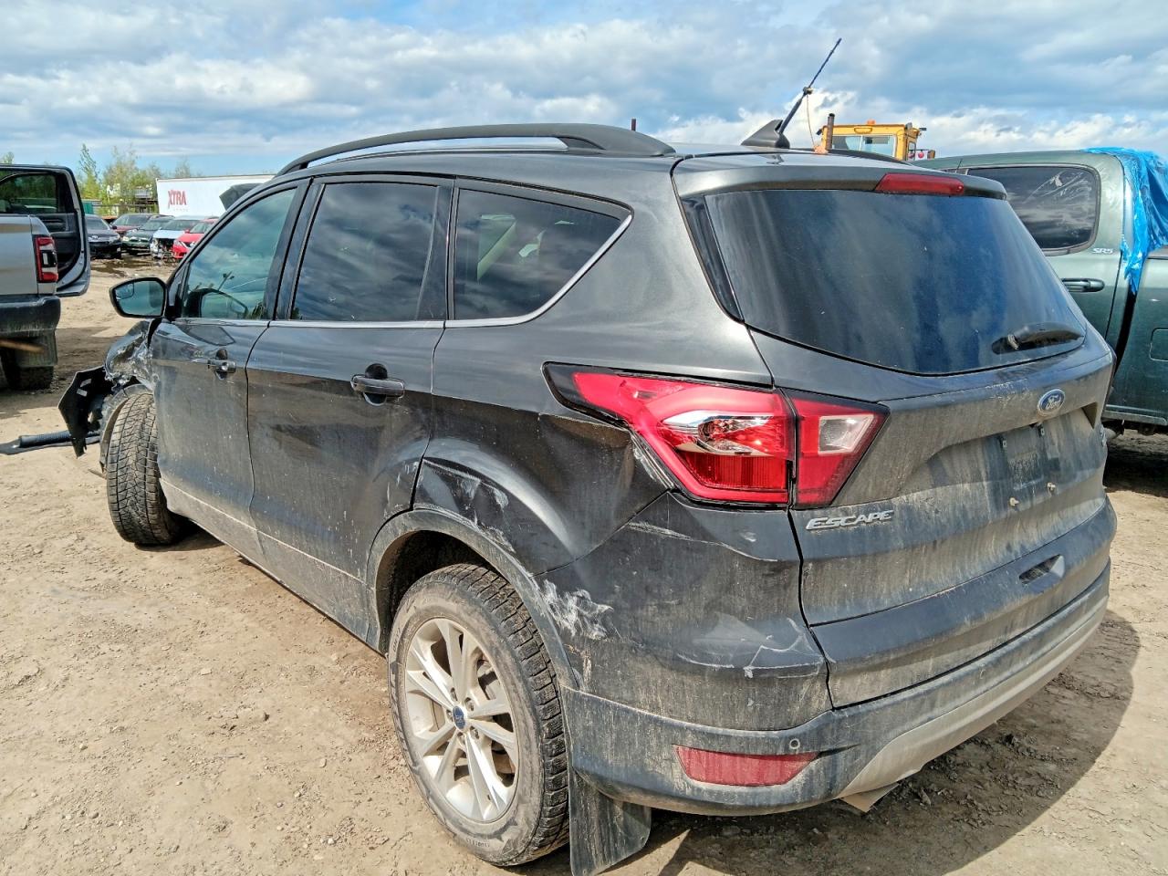 2019 FORD ESCAPE SEL photo 3