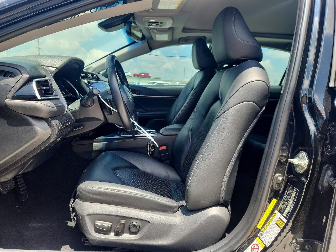 2018 TOYOTA CAMRY XSE V6 photo 13