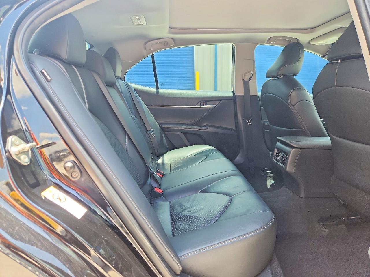 2018 TOYOTA CAMRY XSE V6 photo 19