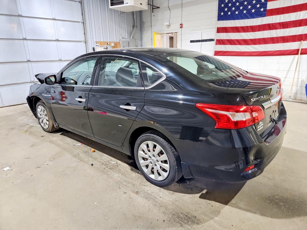2017 NISSAN SENTRA S photo 4