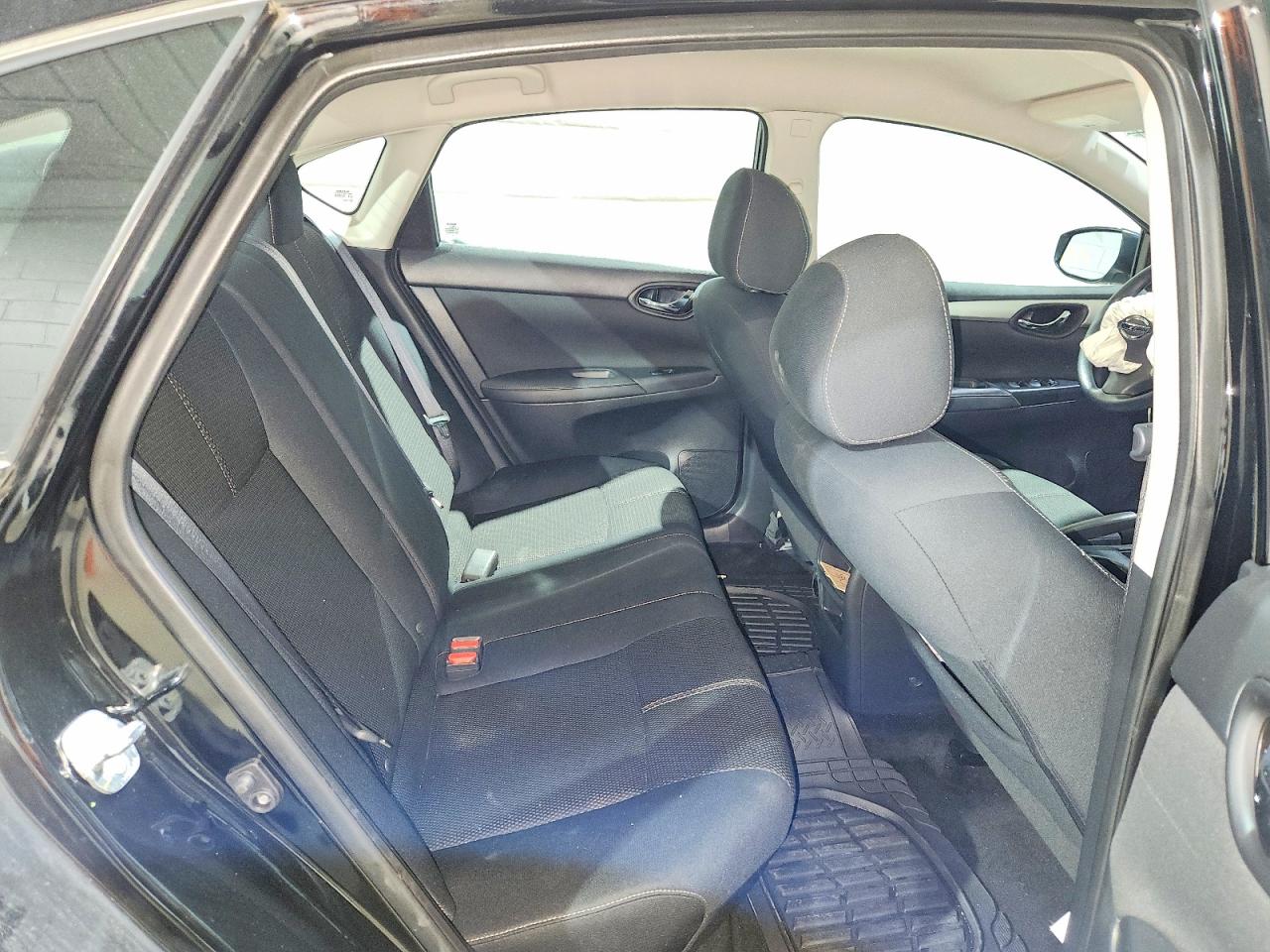 2017 NISSAN SENTRA S photo 28