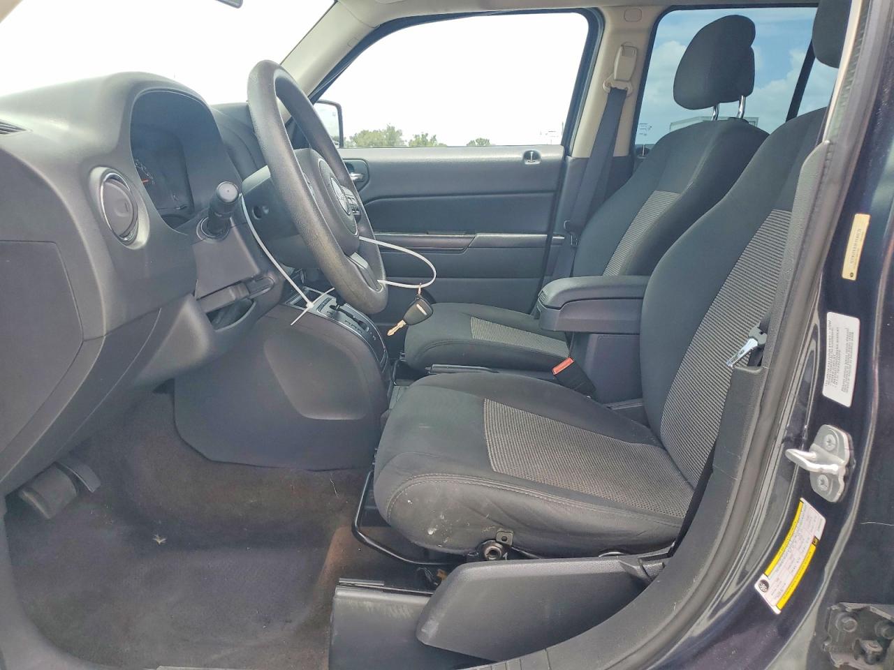 2014 JEEP PATRIOT SPORT photo 19