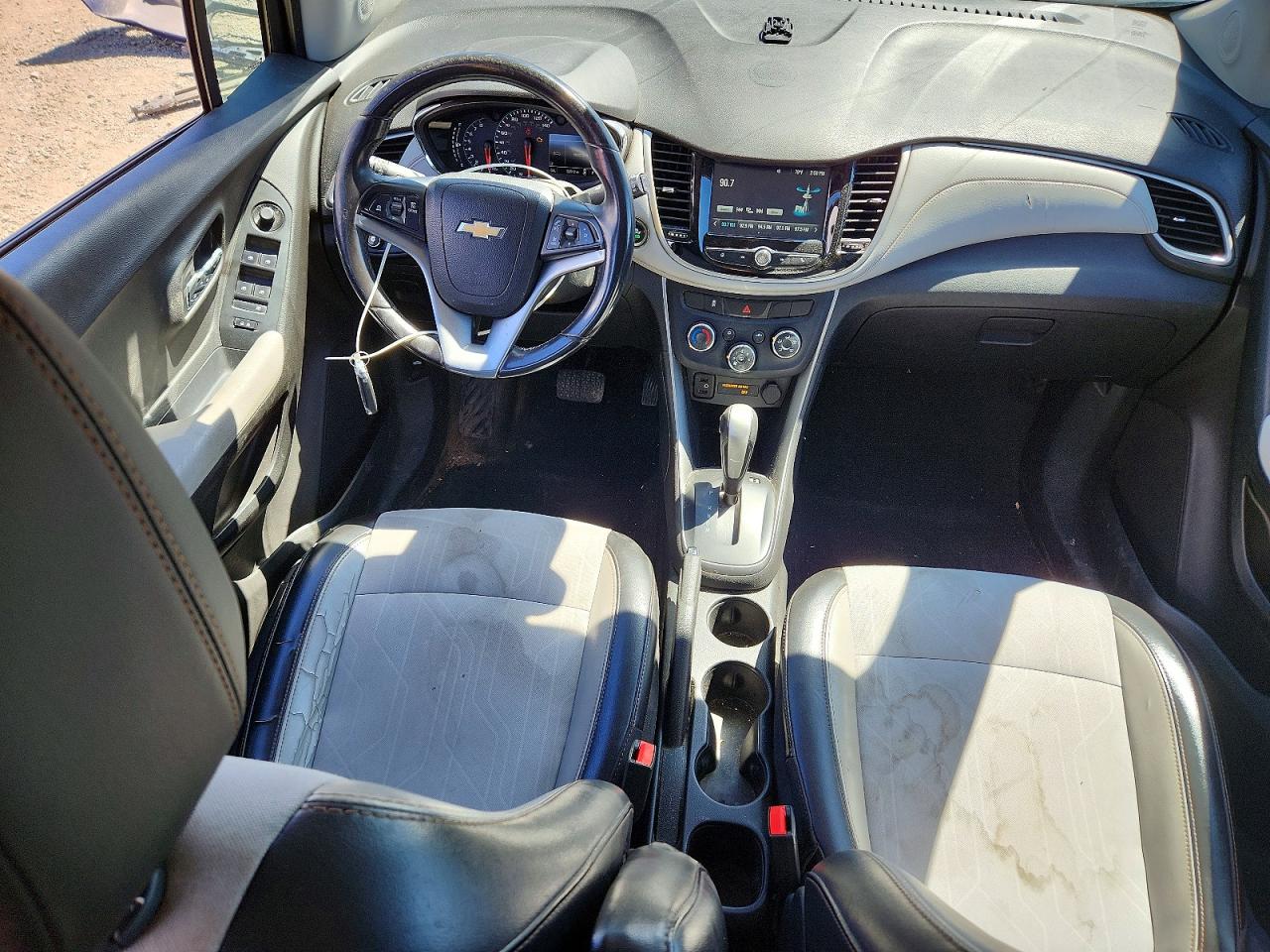 2017 CHEVROLET TRAX 1LT photo 22