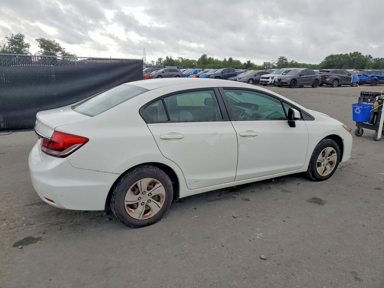 2013 HONDA CIVIC LX photo 5