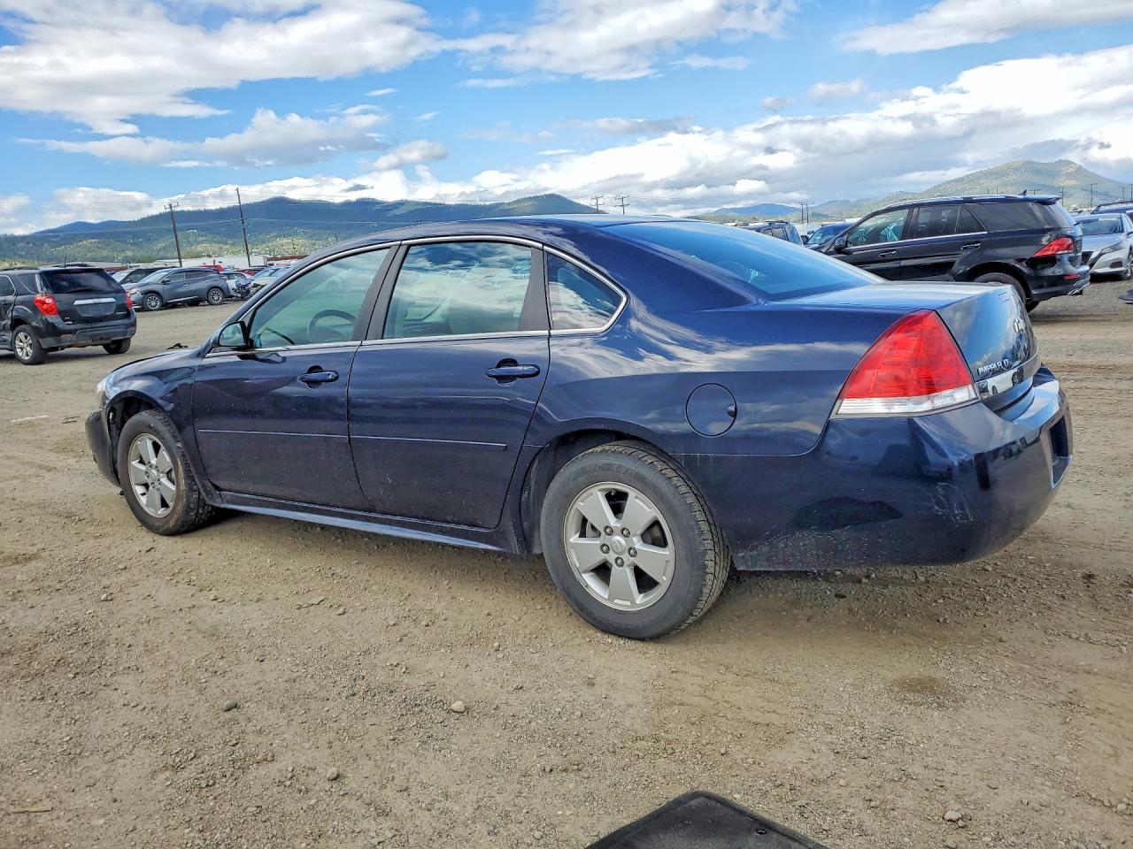 2011 CHEVROLET IMPALA LT photo 2