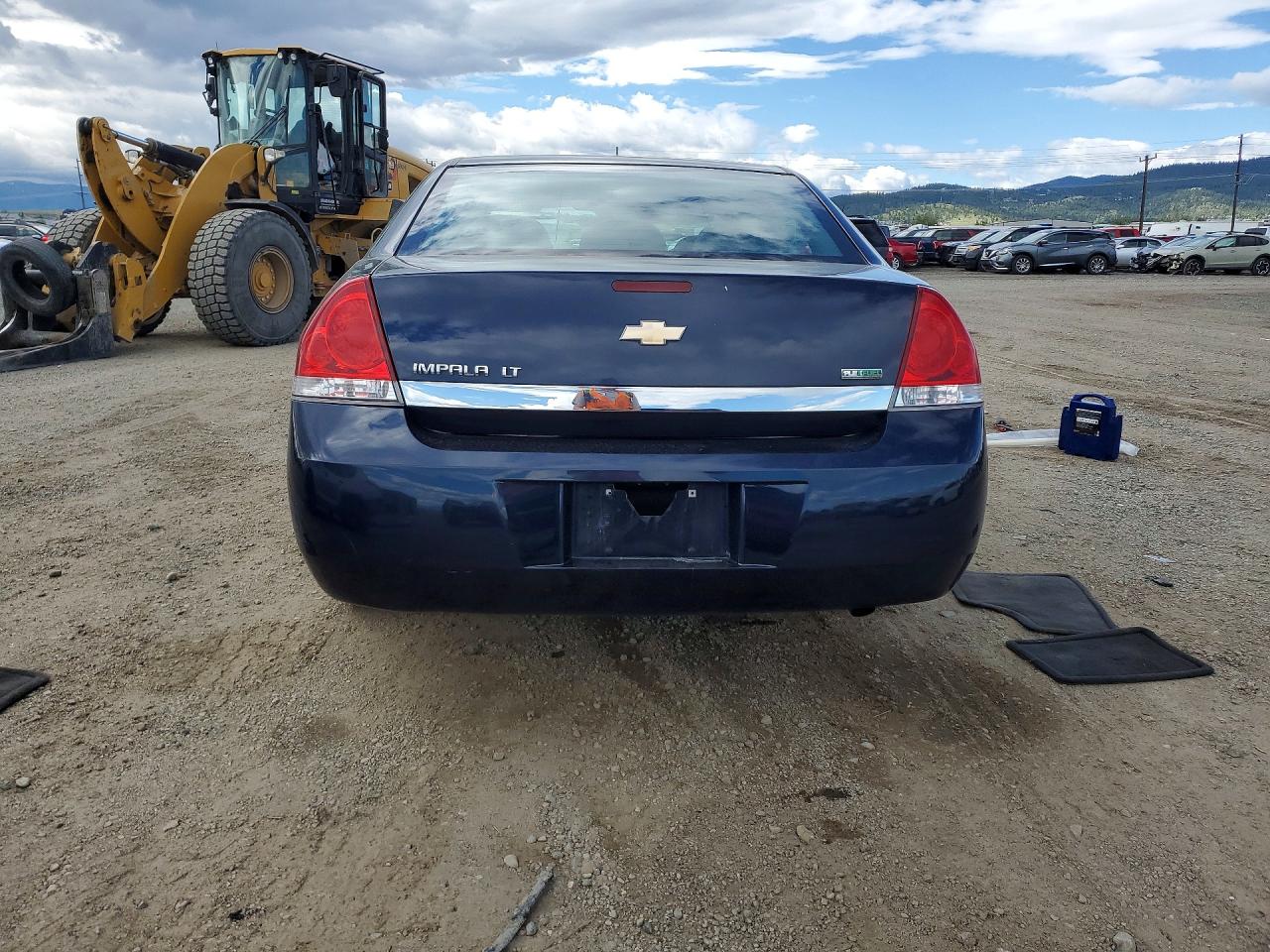 2011 CHEVROLET IMPALA LT photo 6