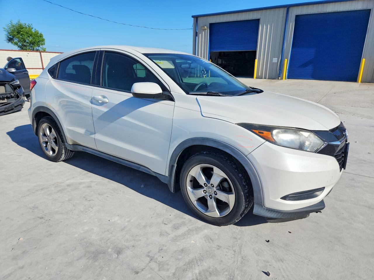 2016 HONDA HR-V LX photo 7
