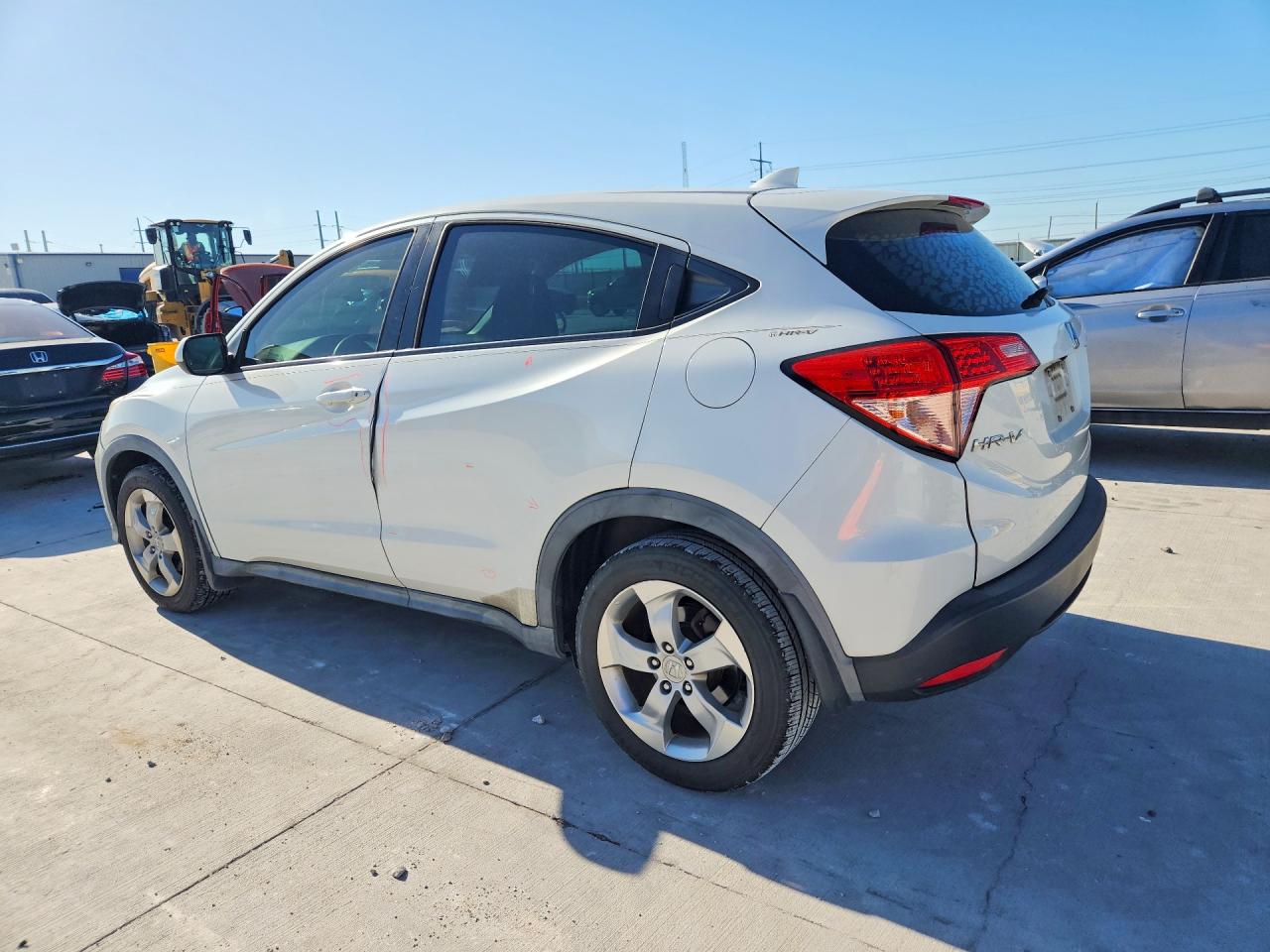 2016 HONDA HR-V LX photo 3