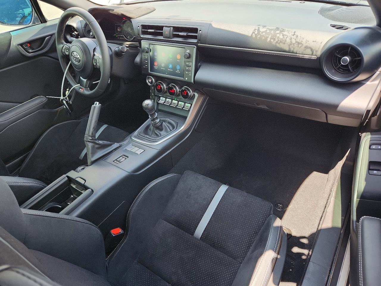 2025 TOYOTA GR 86 PREMIUM photo 22