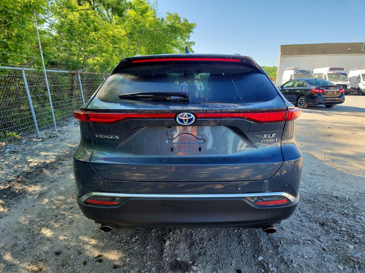 2022 TOYOTA VENZA XLE photo 6