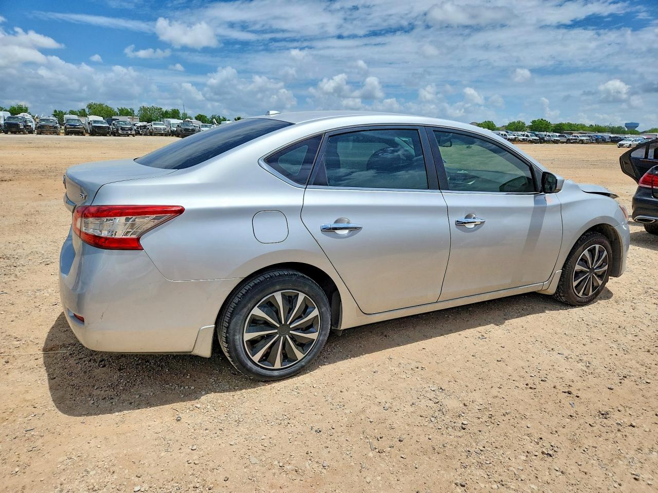 2015 NISSAN SENTRA SV photo 5