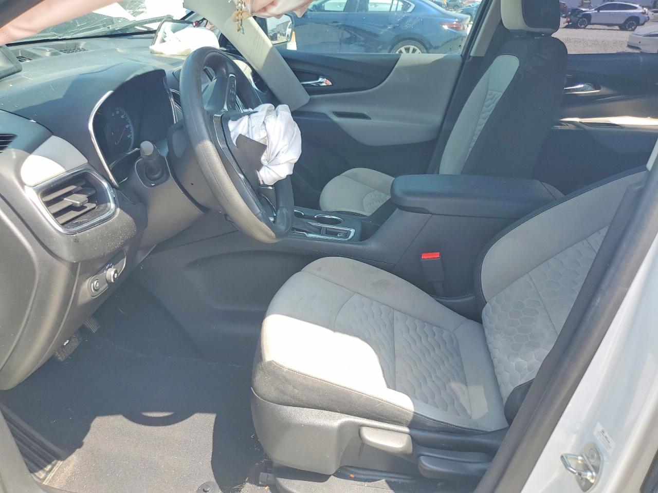 2021 CHEVROLET EQUINOX LS photo 7