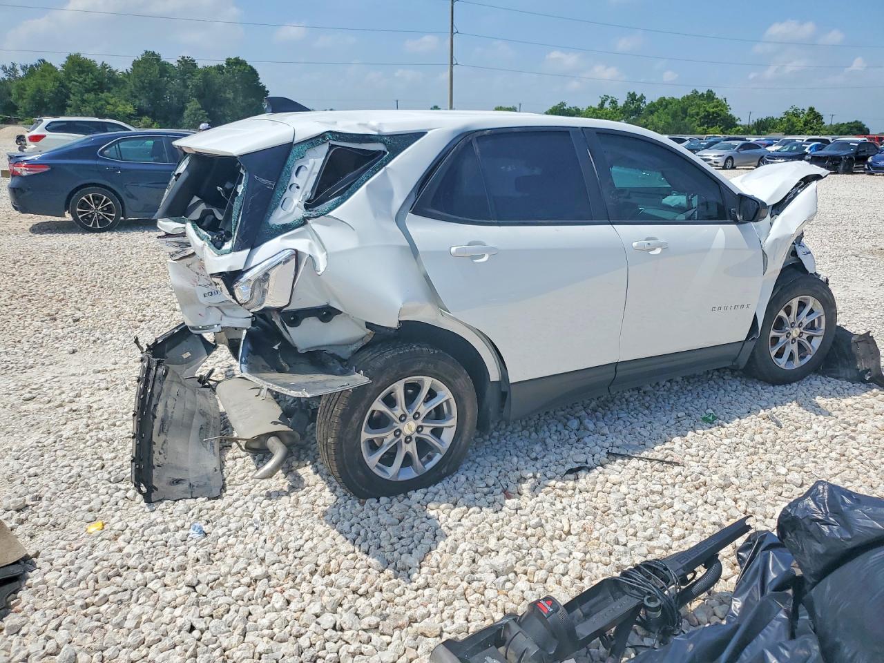 2021 CHEVROLET EQUINOX LS photo 3