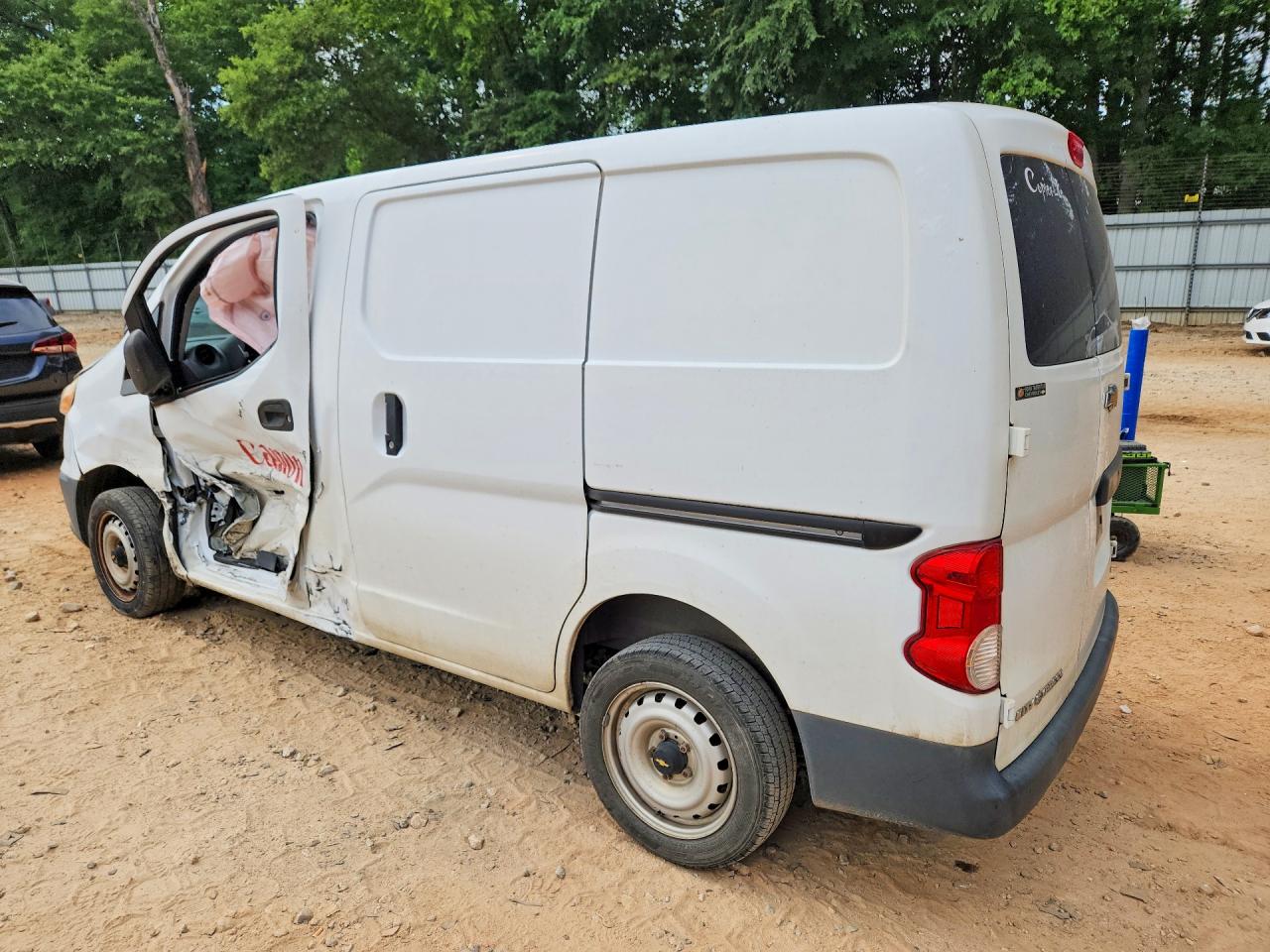 2015 CHEVROLET CITY EXPRESS LS photo 3
